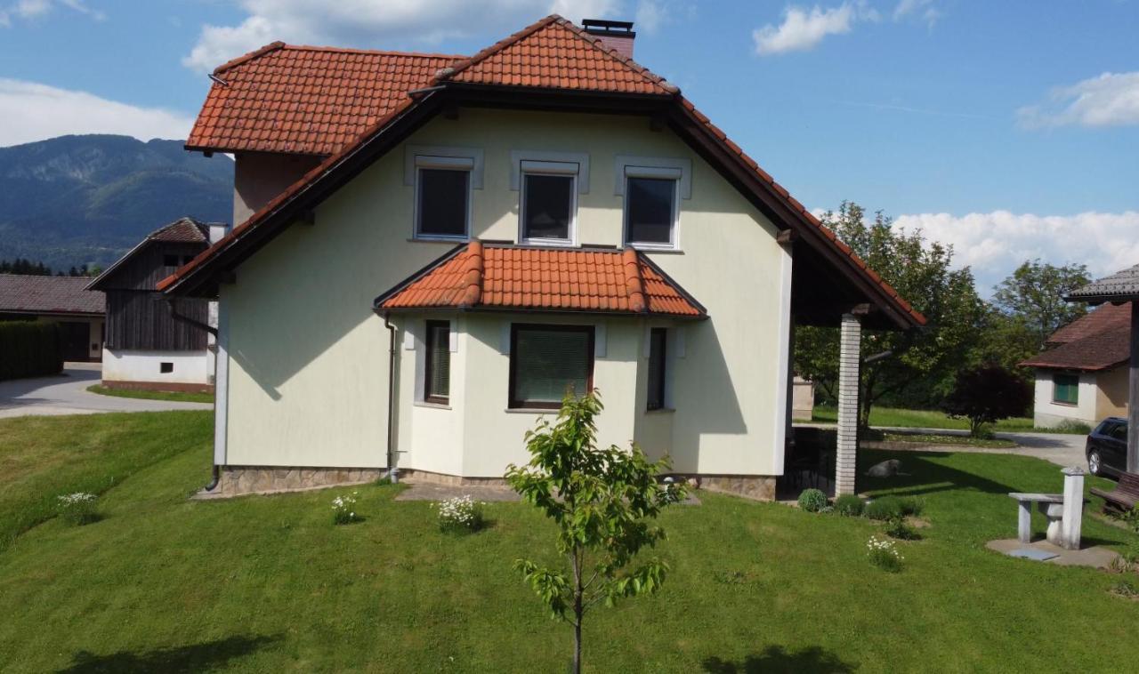 Apartment With Mountain View And Rivers Close By Smartno ob Dreti Zewnętrze zdjęcie