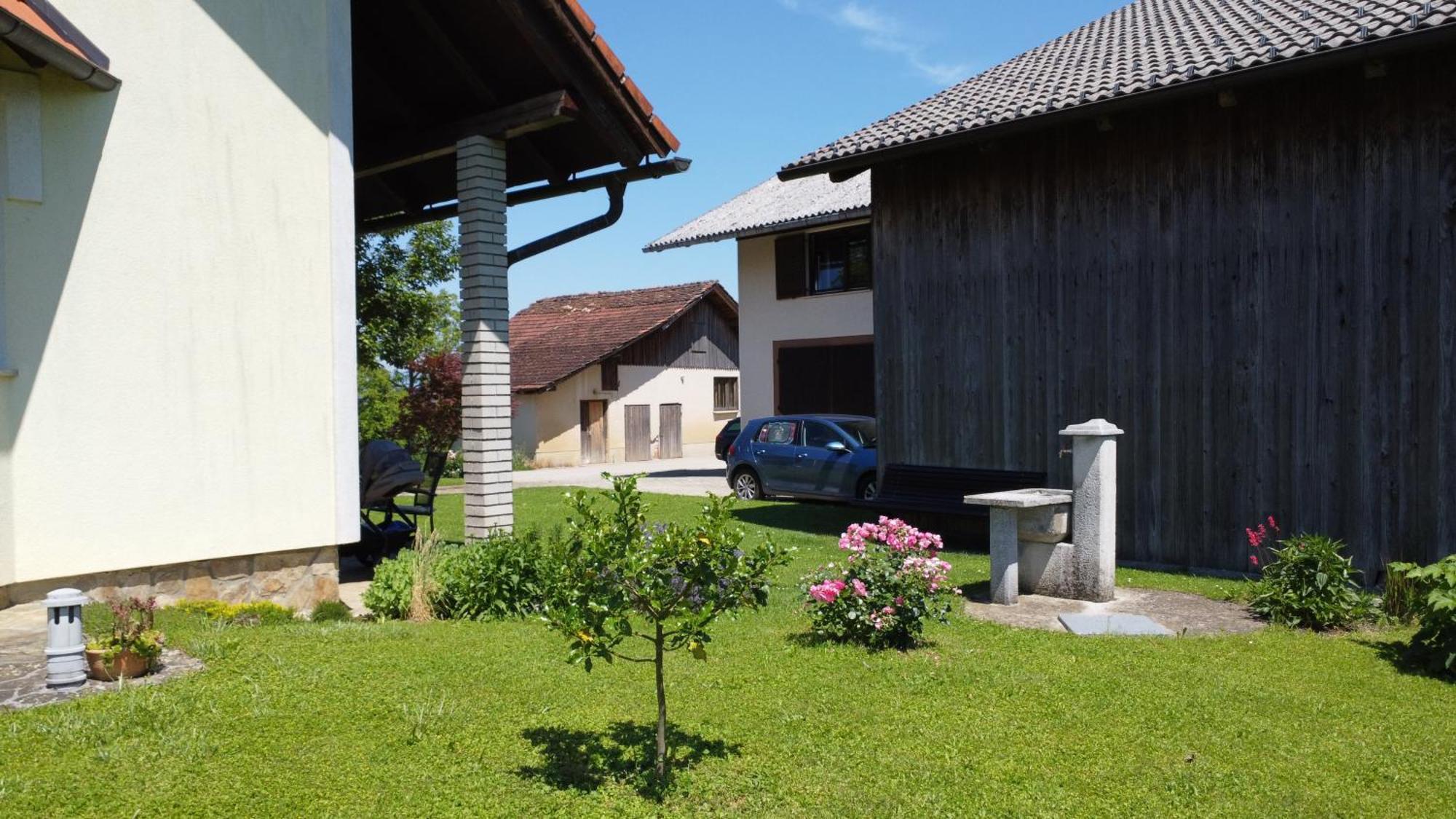 Apartment With Mountain View And Rivers Close By Smartno ob Dreti Zewnętrze zdjęcie